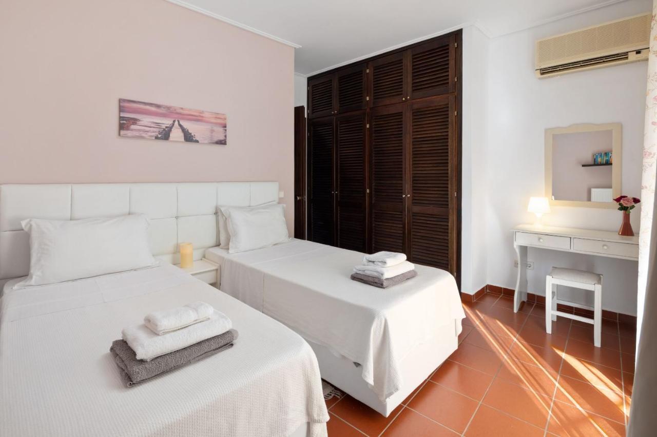 Villa Lianolia Peritheia Екстер'єр фото